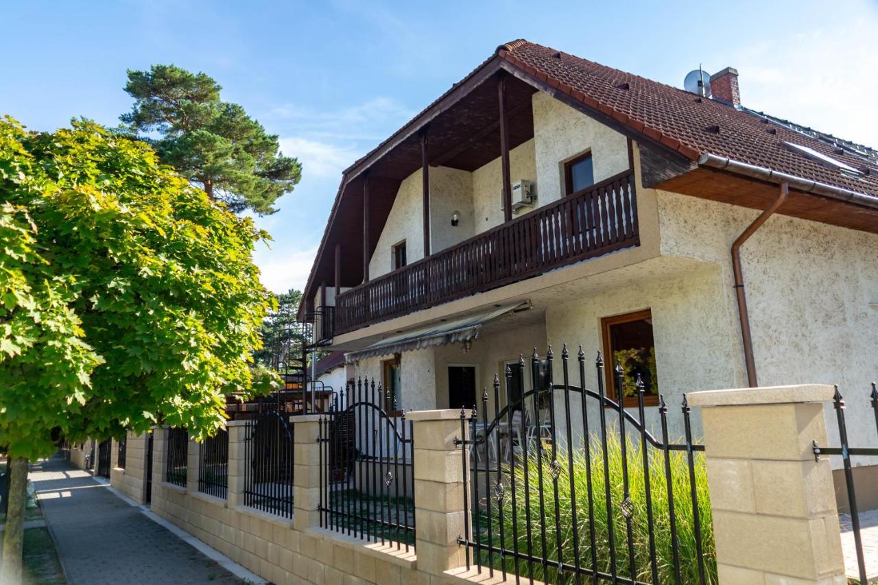 Zsolnay Apartman ชิโอฟก ภายนอก รูปภาพ